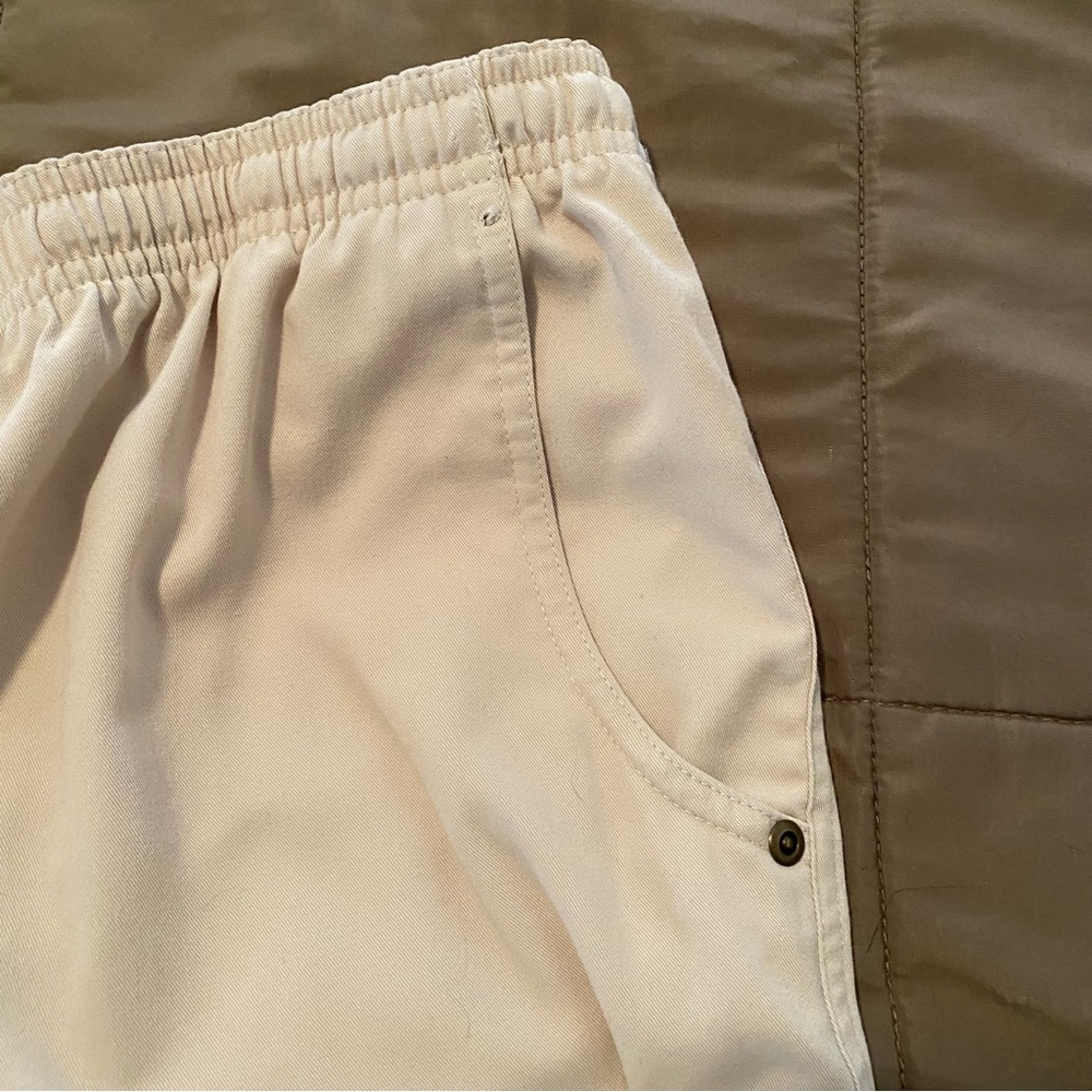 👗 Cream Elastic Waist Pants - Picture 6 of 8